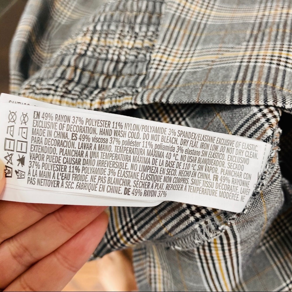 Forever 21 plaid prints ruched bust crop top - Picture 6 of 6
